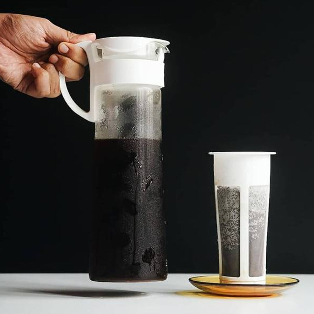 Hario Mizudashi Cold Brew Maker | 1L | White with brewed coffee