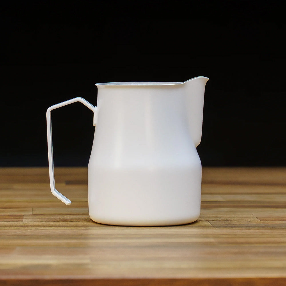 motta 500ml milk jug white on table