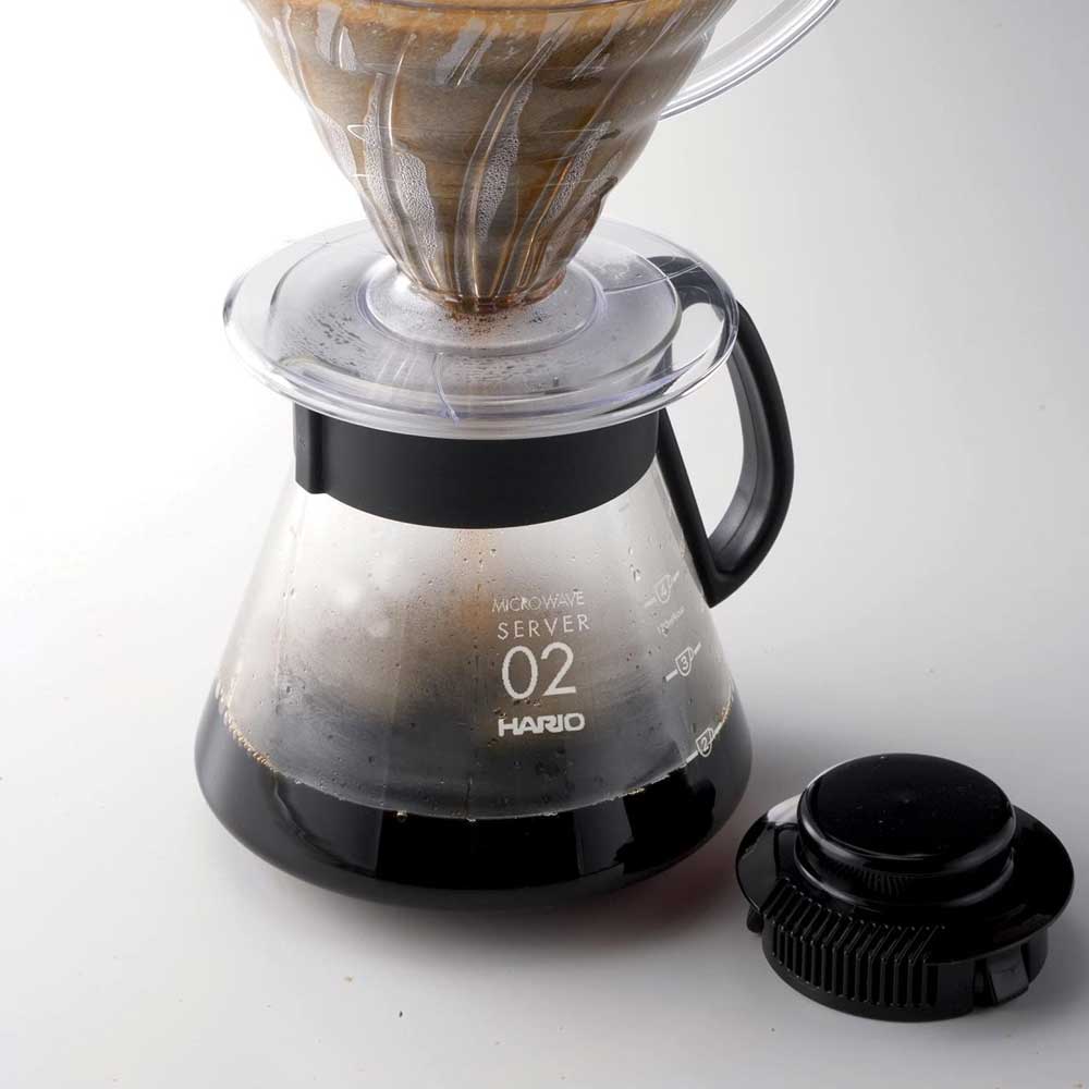 Hario V60 02 Range Server 600ml with dripper and brewed Coffee