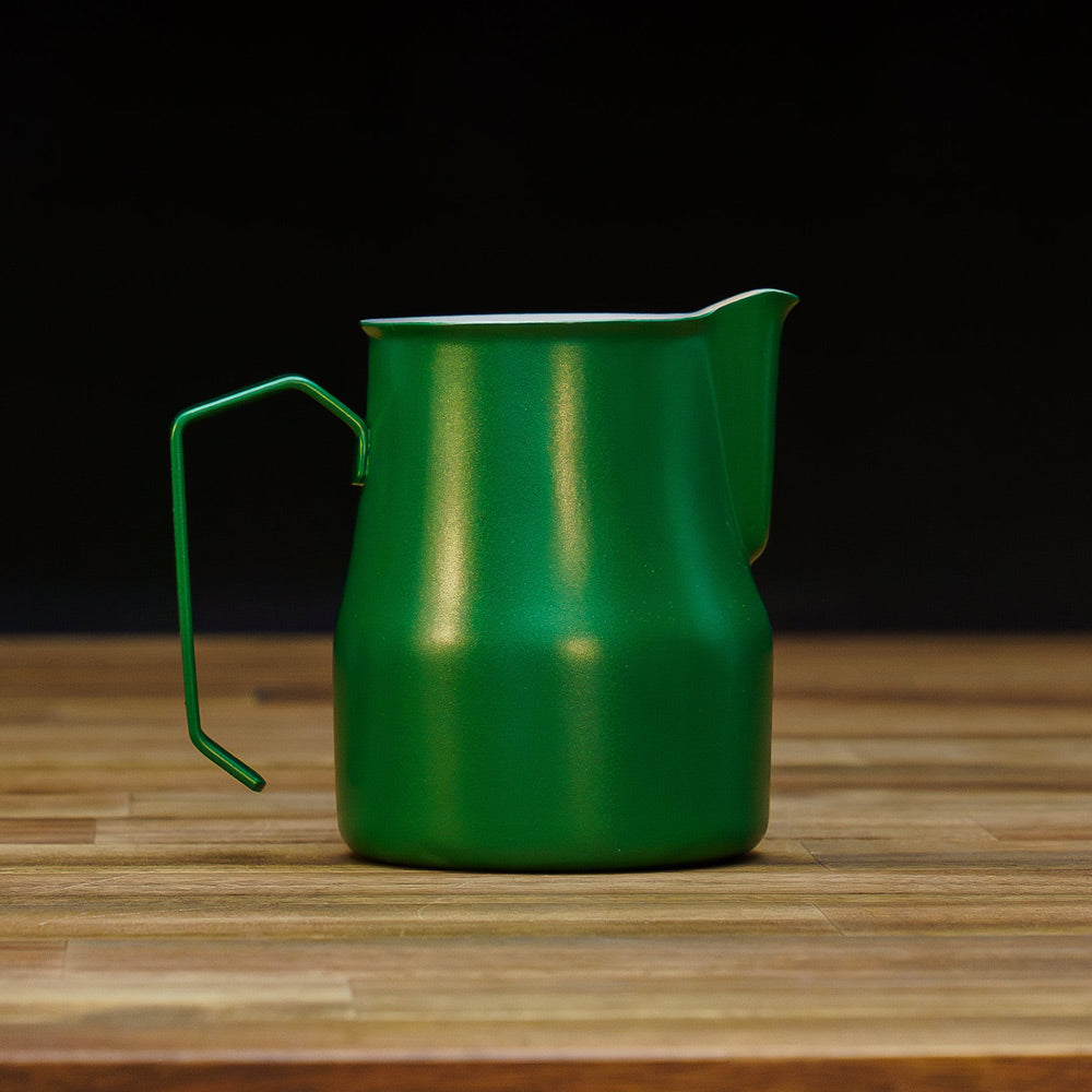 motta 500ml milk jug green on table