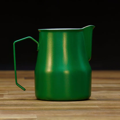 motta 750ml milk jug green on table